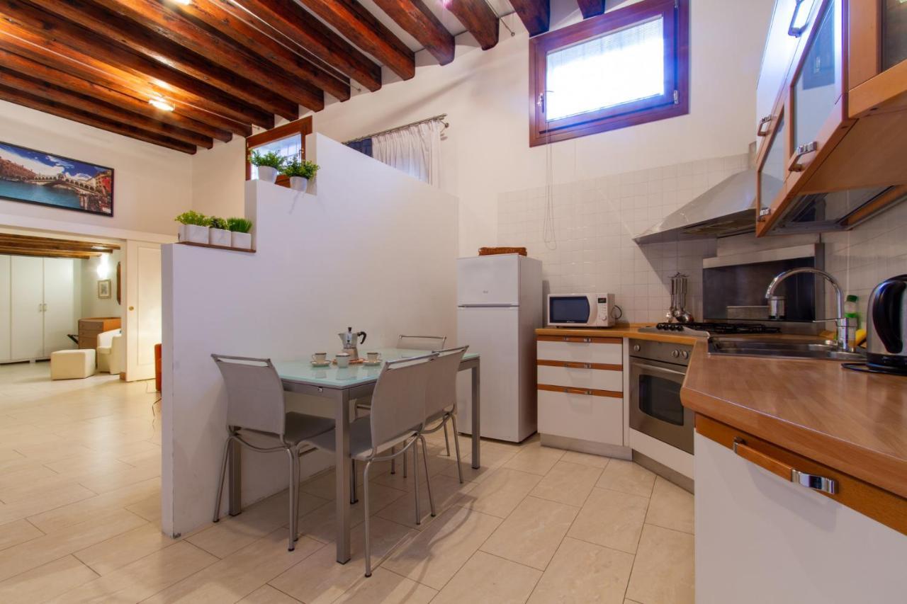 Art Dreams Apartment Dimora Casanova Venice Luaran gambar